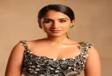 રાધિકા મર્ચન્ટ પોતાની બહેન અને પિતા સાથે સાડીની શોપિંગ કરતી, સિમ્પલ લૂકનો વીડિયો વાયરલ.