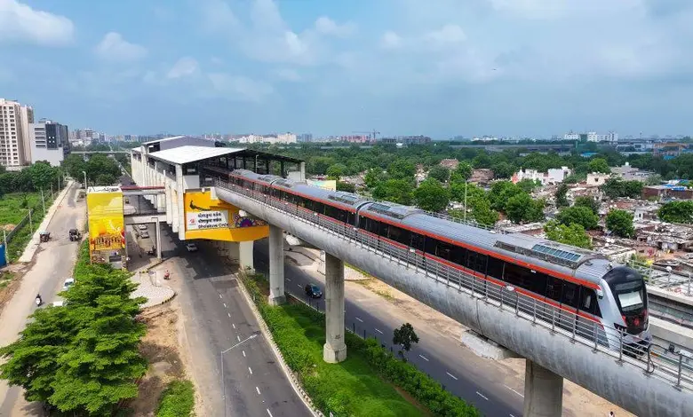 અમદાવાદ-ગાંધીનગર મેટ્રોમાં 3 વર્ષમાં 11.50 કરોડ મુસાફરોએ સફર કરી; માસિક આંકડો 44 લાખને પાર