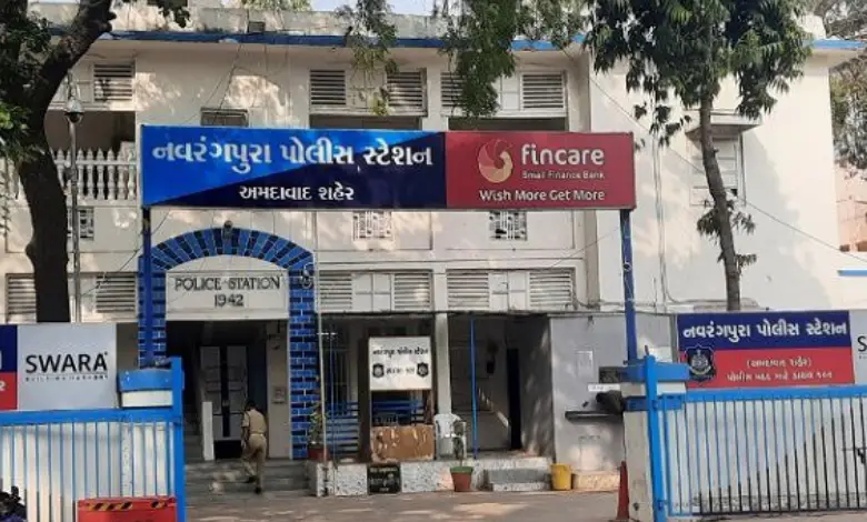 નવરંગપુરામાં બુટલેગરના પૌત્રએ કોલેજ બહાર મચાવ્યો ઉત્પાત: પોલીસ એક્શનમાં આવી...