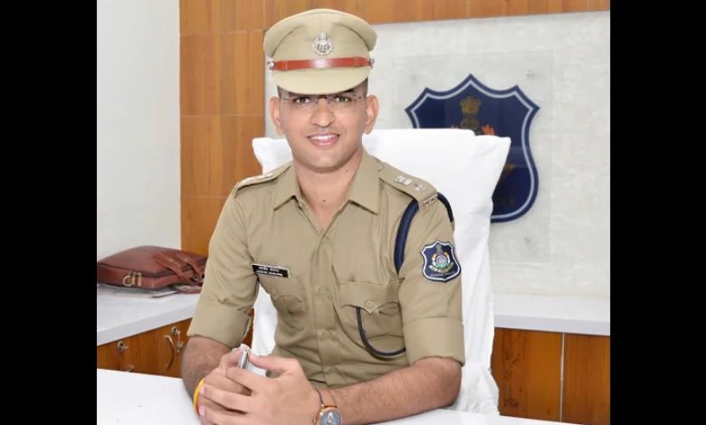 રાજકોટ ડીસીપી જગદીશ બાંગરવા પર આક્ષેપો; મેવાણીએ સત્ય જાણ્યું કે નહીં? શું છે રાજકોટ કેસની હકીકત...