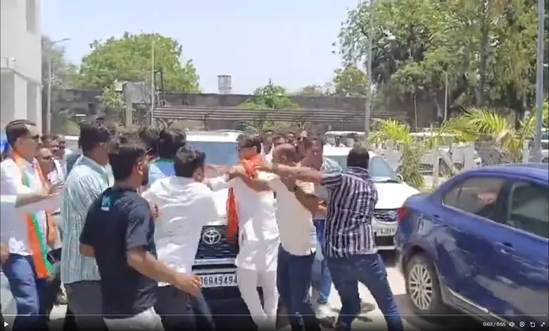 વડોદરામાં હાઈવોલ્ટેજ રાજકીય ડ્રામા: ક્યાંક મારામારી તો ક્યાંક તોડફોડ જોવા મળી
