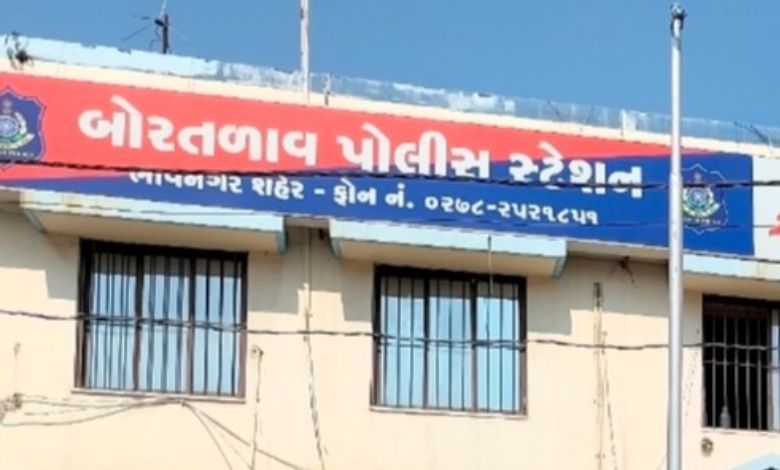 ચૂંટણી પૂર્વે ભાવનગરમાં ગરમાવો: વડવા-અ બેઠકના કોંગ્રેસ ઉમેદવારનું અપહરણ, બે શખ્સ સામે ફરિયાદ