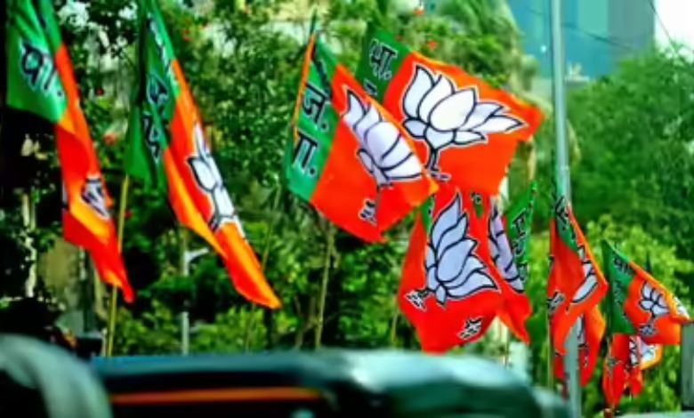 અમદાવાદ કોર્પોરેશનમાં ભાજપે સત્તા ટકાવી રાખી, ભાજપે 158 અને કોંગ્રેસ 18 બેઠક જીતી