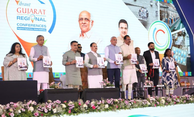 વાઈબ્રન્ટ ગુજરાત રિજનલ કોન્ફરન્સ સુરતમાં રૂ.3.53 લાખ કરોડના 2792 એમ.ઓ.યુ. થયા