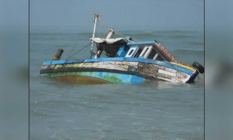 કચ્છના પડાલા ક્રિક વિસ્તારમાંથી બિનવારસ પાકિસ્તાની બોટ ઝડપાઈ, સુરક્ષા એજન્સી હાઈ એલર્ટ