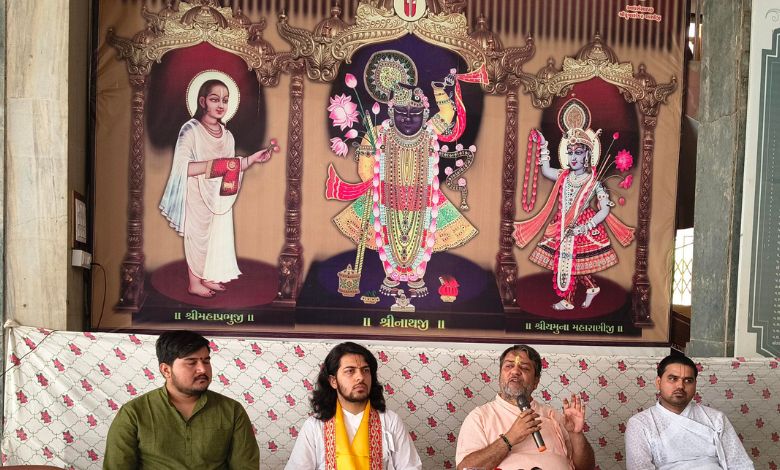 શ્રી ભાગવત વિદ્યાપીઠ ખાતે પુરૂષોત્તમ માસ દરમિયાન વિવિધ મનોરથોનું આયોજન : શ્રી ભાગવતઋષિ