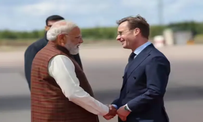 સ્વિડન એરસ્પેસમાં PM મોદીના વિમાનને મળ્યો ગ્રિપેન ફાઈટરનો એસકોર્ટ, યુરોપિયન બિઝનેસ ફોરમને સંબોધશે