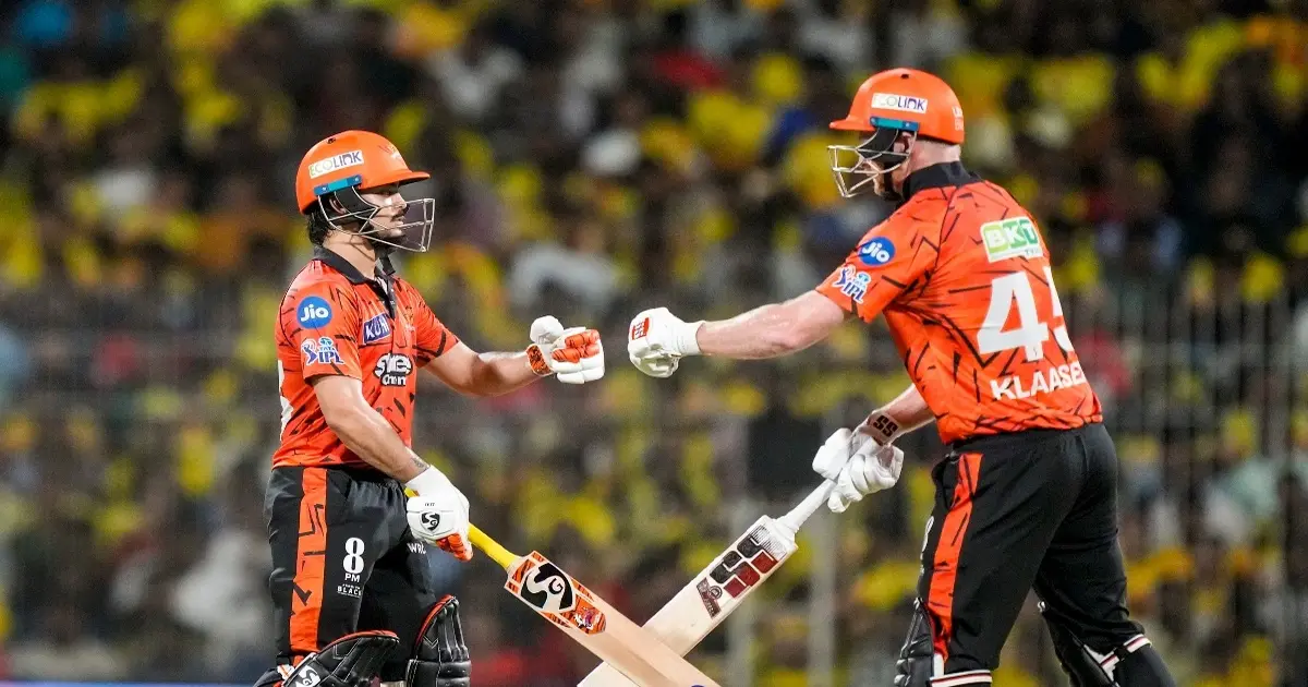 IPL: બેંગલૂરુ સામે હૈદરાબાદની તોફાની બેટિંગ, 255 રનનો પડકારજનક સ્કોર કર્યો