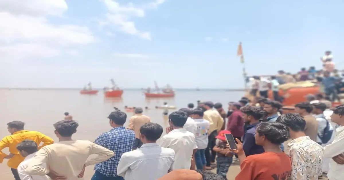 ભાવનગરના સરતાનપર બંદરે દરિયામાં ડૂબવાથી સગાં ભાઈ-બહેનનાં મોત, મોટી બહેનનો બચાવ