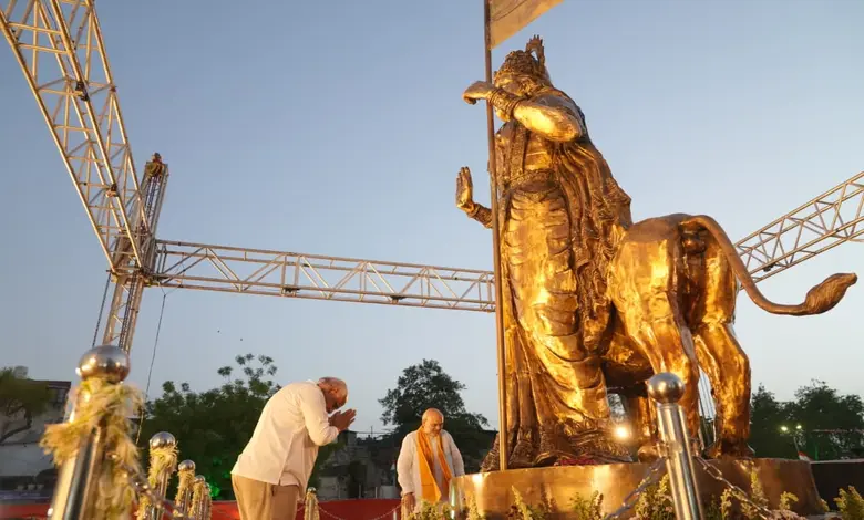 અમદાવાદના નવા વાડજ સર્કલ ખાતે ભવ્ય ભારત માતા સ્કલ્પચરનું શાહના હસ્તે અનાવરણ થયું
