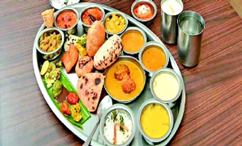 કચ્છી ચોવક: એમાં છે અન્નજળની આભા...