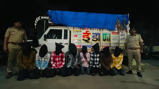 અમદાવાદમાં યુવકને 10 લોકોએ  તલવાર-ધારિયાના ઘા મારી રહેંસી નાંખ્યો, જાણો ક્યાંથી ઝડપાયા