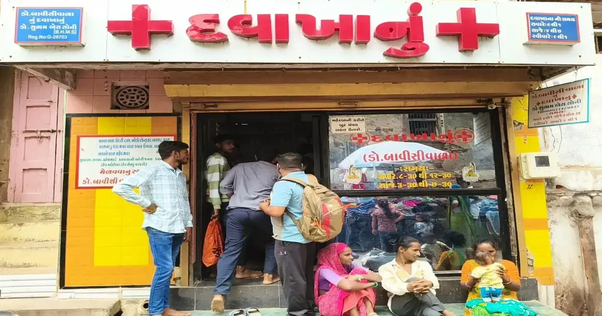 નાના બાળકો માટેની રતવાની દવાના નામે ગેરકાયદે ચાલતા નેટવર્કનો પર્દાફાશ, રૂ. ૬૬,૪૦૦ નો મુદ્દામાલ જપ્ત