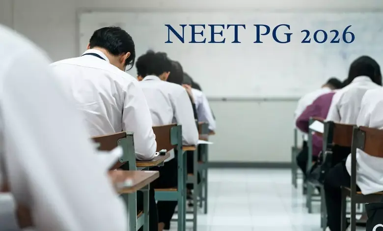 આજે NEET PGની પરીક્ષાઃ વિદ્યાર્થીઓ મોડા પડતાં હોબાળો, વાલીઓને સારા પેપરની આશા