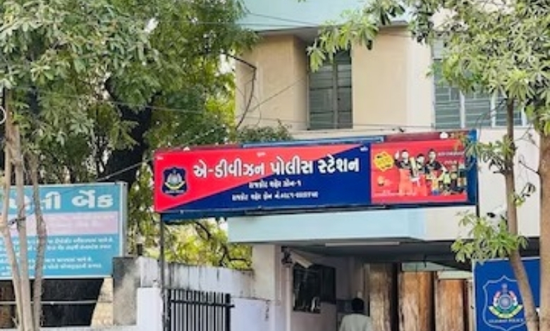 રાજકોટમાં Ph.D.ની વિદ્યાર્થિનીના સેંથામાંથી માતાજીની સાક્ષીએ સિંદૂર પૂરી યુવકે બાંધ્યા શરીર સંબંધ, પ્રેગનન્ટ થતાં શું કર્યું ?